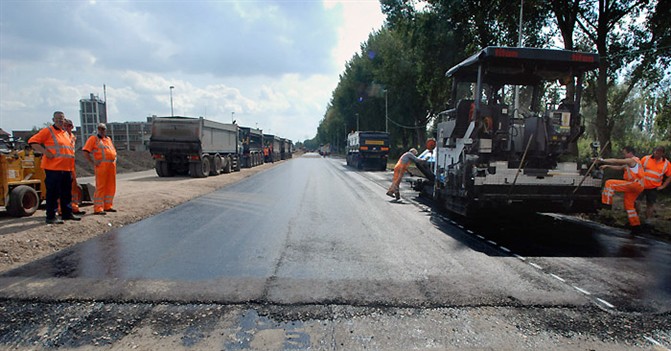 n12041 Crisis herstelwet permanent, asfalteren.jpg